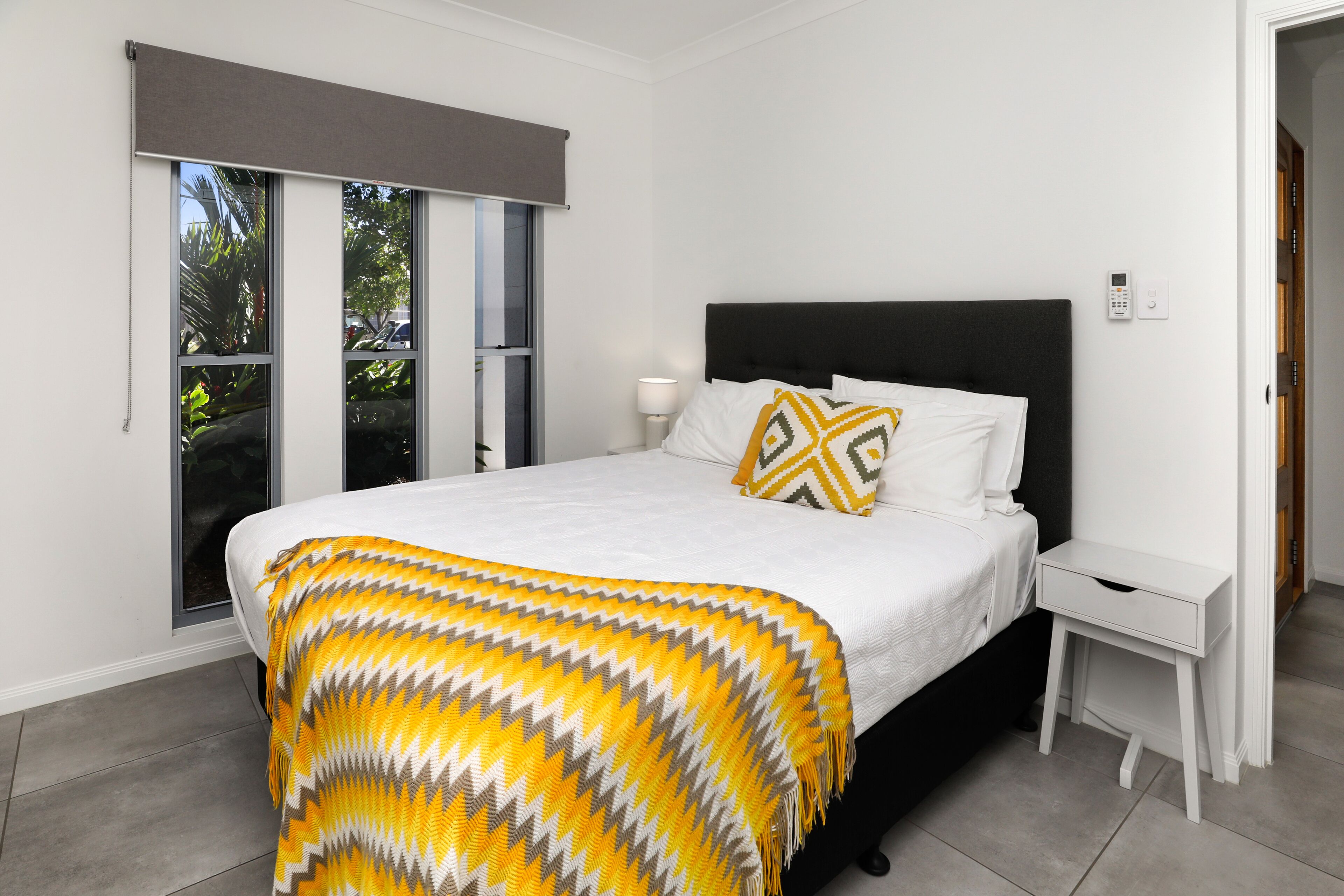 32c continuously heated pool 300m to beach Seaside@PalmCove — image 18