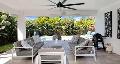 32c continuously heated pool 300m to beach Seaside@PalmCove