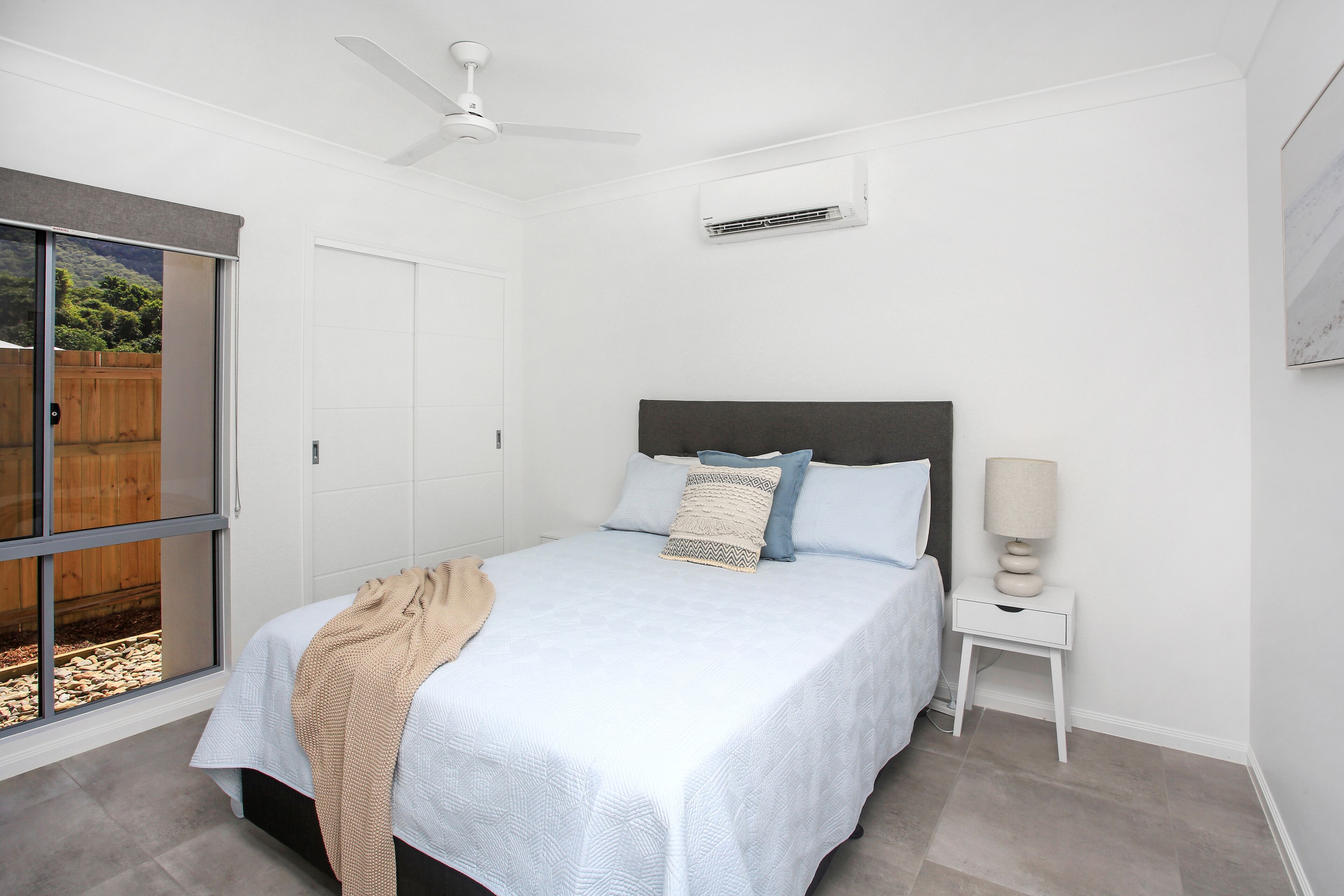 32c continuously heated pool 300m to beach Seaside@PalmCove — image 17