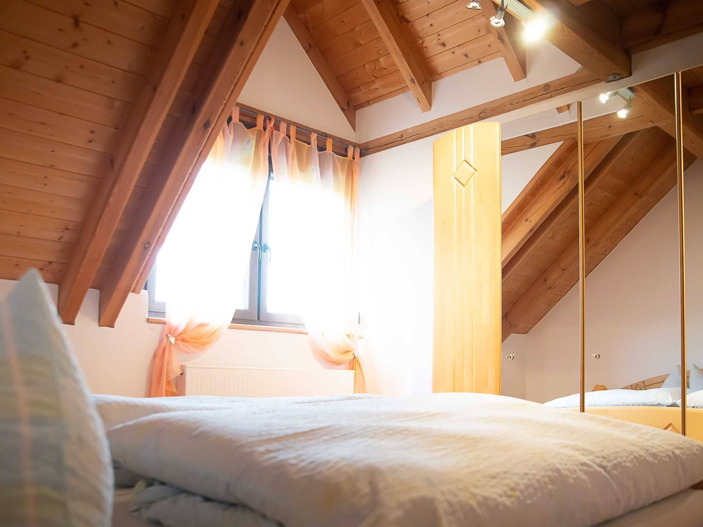 2 chambres, lit parapluie, Wi-Fi, draps fournis