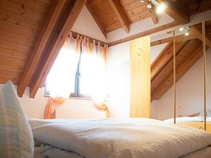 2 bedrooms, travel crib, WiFi, bed sheets - Vacation apartment Morgensonne - Ennerla-Hof (Pottenstein)