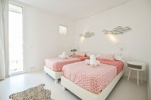 2 chambres, fer et planche à repasser, lit de bébé portatif, Wi-Fi