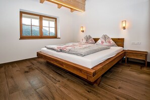 3 Schlafzimmer, Reisekinderbett, kostenloses WLAN