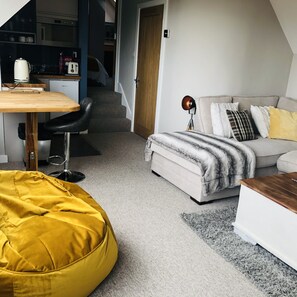 TV connectée, Netflix, enceintes connectées, services de streaming