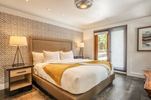 3 Schlafzimmer, Schreibtisch, Bügeleisen/Bügelbrett, kostenloses WLAN