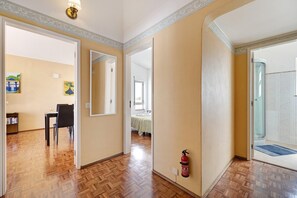 1 quarto, ferros/tábuas de passar roupa, Wi-Fi de cortesia