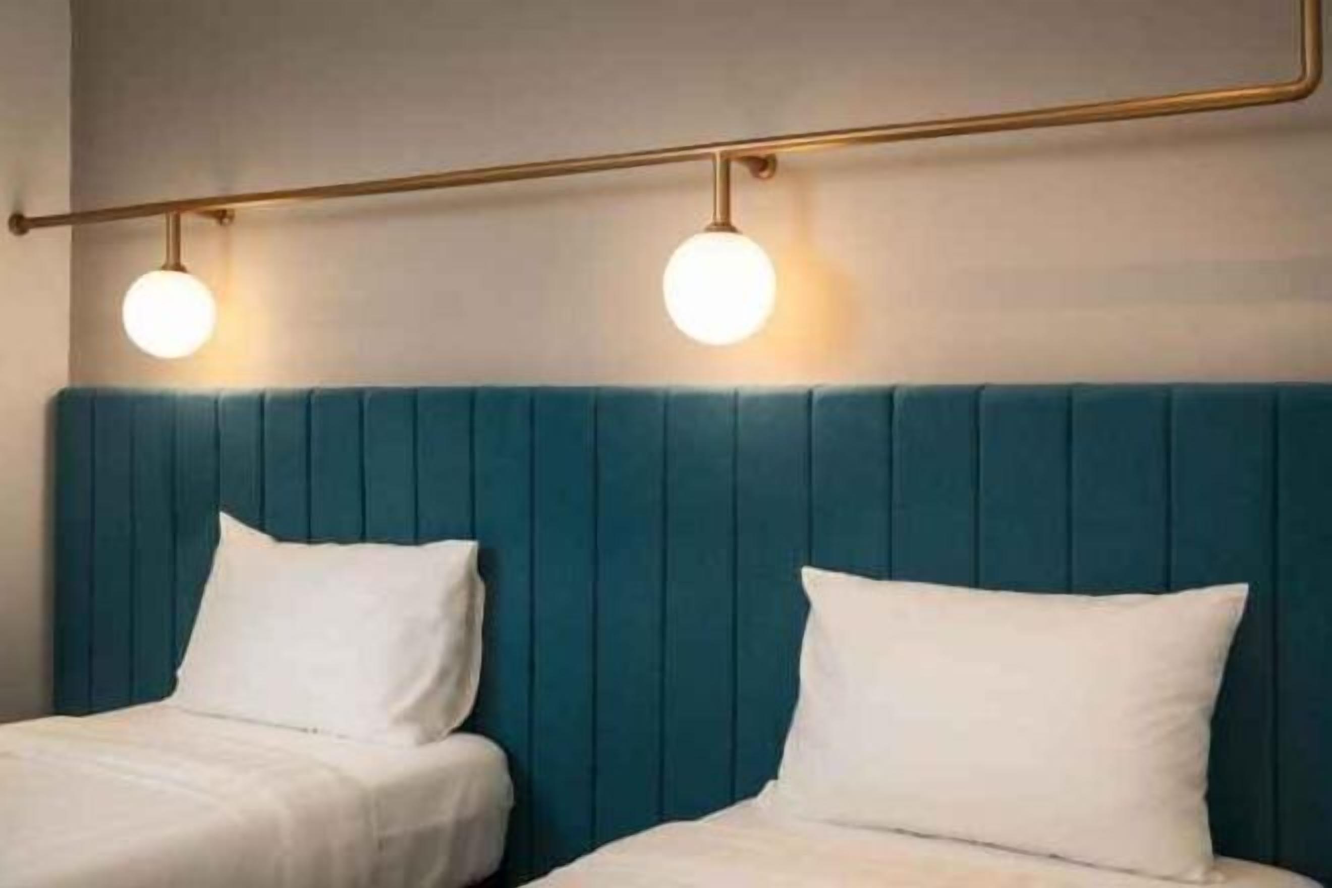 Bureau, Wi-Fi gratuit, draps fournis