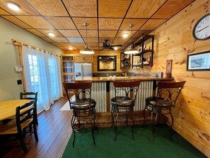 Dining - River Rocks - West Jefferson NC (West Jefferson)