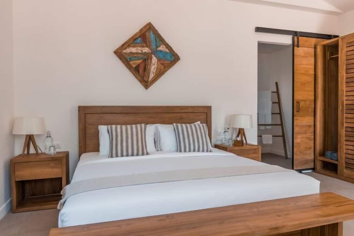 Free minibar items, in-room safe, individually decorated