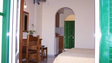 Superior Double or Twin Room (For 3) | 2 bedrooms, free cots/infant beds, free WiFi