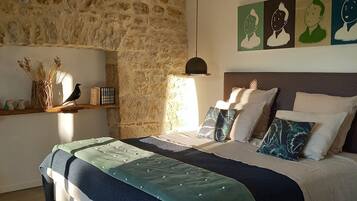 1 غرفة نوم وأغطية فراش متميزة وأسرّة تيمبور بديك