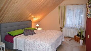 3 Schlafzimmer, Bügeleisen/Bügelbrett, kostenloses WLAN, Bettwäsche