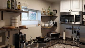 Fridge, microwave, coffee/tea maker, electric kettle