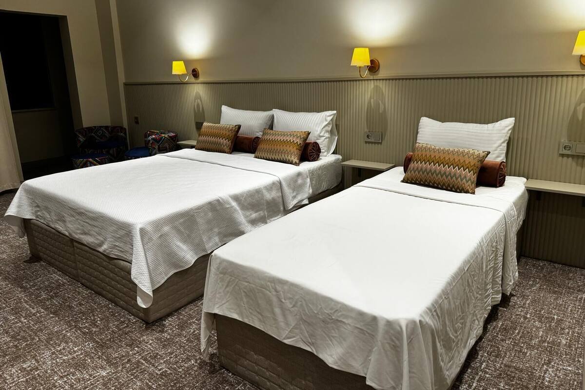 Minibar, Schreibtisch, kostenloses WLAN