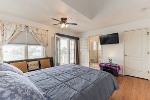 3 chambres, bureau, fer et planche à repasser, Wi-Fi gratuit