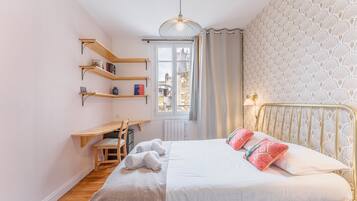 1 chambre, bureau, fer et planche Ă repasser, Wi-Fi gratuit