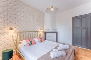 1 bedroom, desk, iron/ironing board, free WiFi