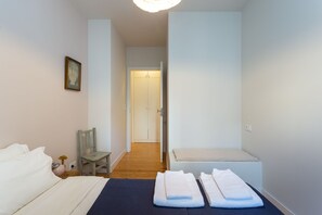 2 bedrooms