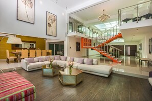 Interior - Villa RosMar - Luxury Beachfront House w/Private Pool + Lovely Sandy Beach (San Miguel de Cozumel)