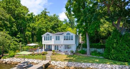 Peaceful Waterfront Retreat with Private Pool & Pier, Minutes from Annapolis