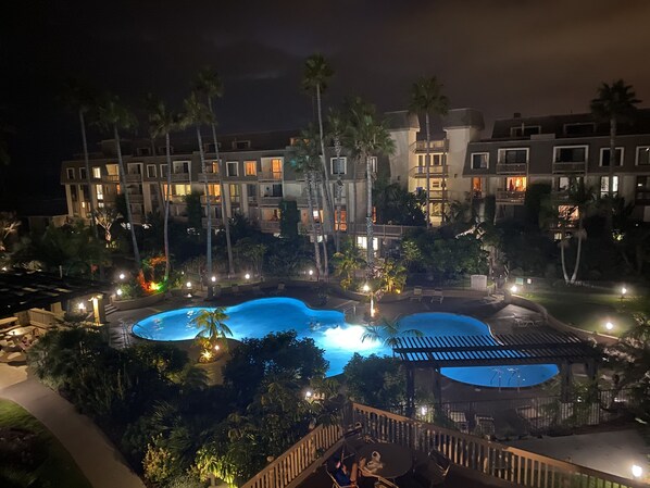 Outdoor pool, a heated pool