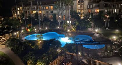 Northcoast Village Beautiful Penthouse w/ large rooftop deck and VIEWS!