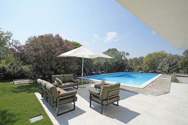 Pool - Villa Cavallino Nero (Manerba del Garda)