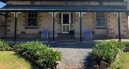 Tickles Cottage in a beautiful Rural Setting