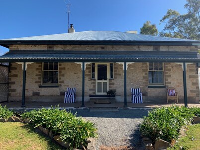 Tickles Cottage in a beautiful Rural Setting