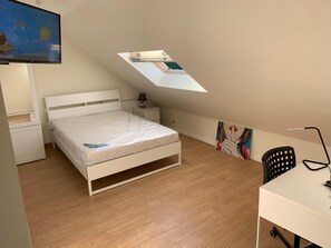 Wifi gratis y ropa de cama