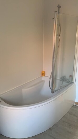 Habitación estándar | Baño compartido
