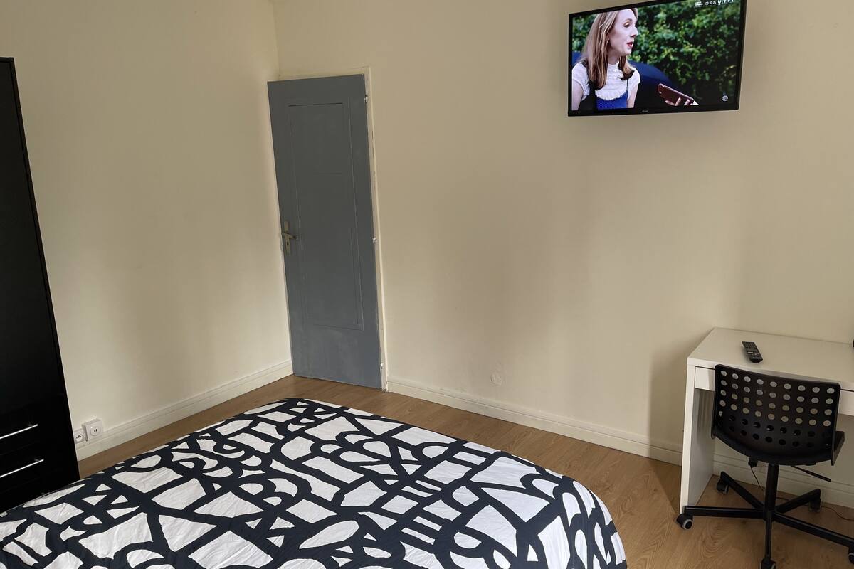 Habitación estándar | Wifi gratis y ropa de cama