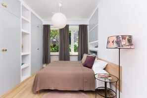 1 bedroom, WiFi, bed sheets