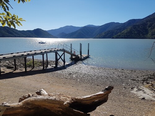 🌿 Birdsong Hideaway 🌿