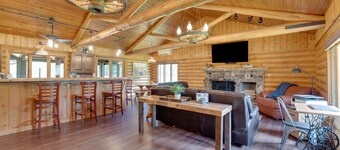 One Level Log Home on 3.5 Acres, Beautiful Views, Newly Updated