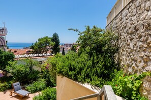 Property grounds - Private Garden Apartment Dubrovnik - Two-Bedroom Apartment with Garden and Terrace (Dubrovnik)