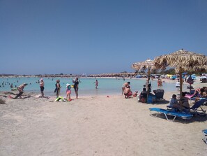 مناشف للشاطئ