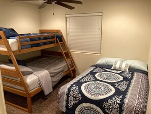 3 bedrooms, iron/ironing board, travel cot, free WiFi