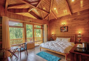 Habitación de lujo | Ropa de cama de alta calidad y edredones de plumas