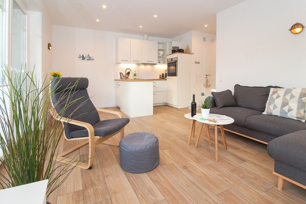 Smart TV, stereo - Exklusive Ferienwohnung im Erdgeschoss mit Garten für 2 Personen (Krummhörn)