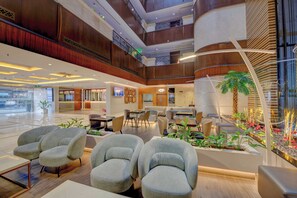 Lobby - Howard Johnson Plaza By Wyndham Dubai Deira (Dubai)