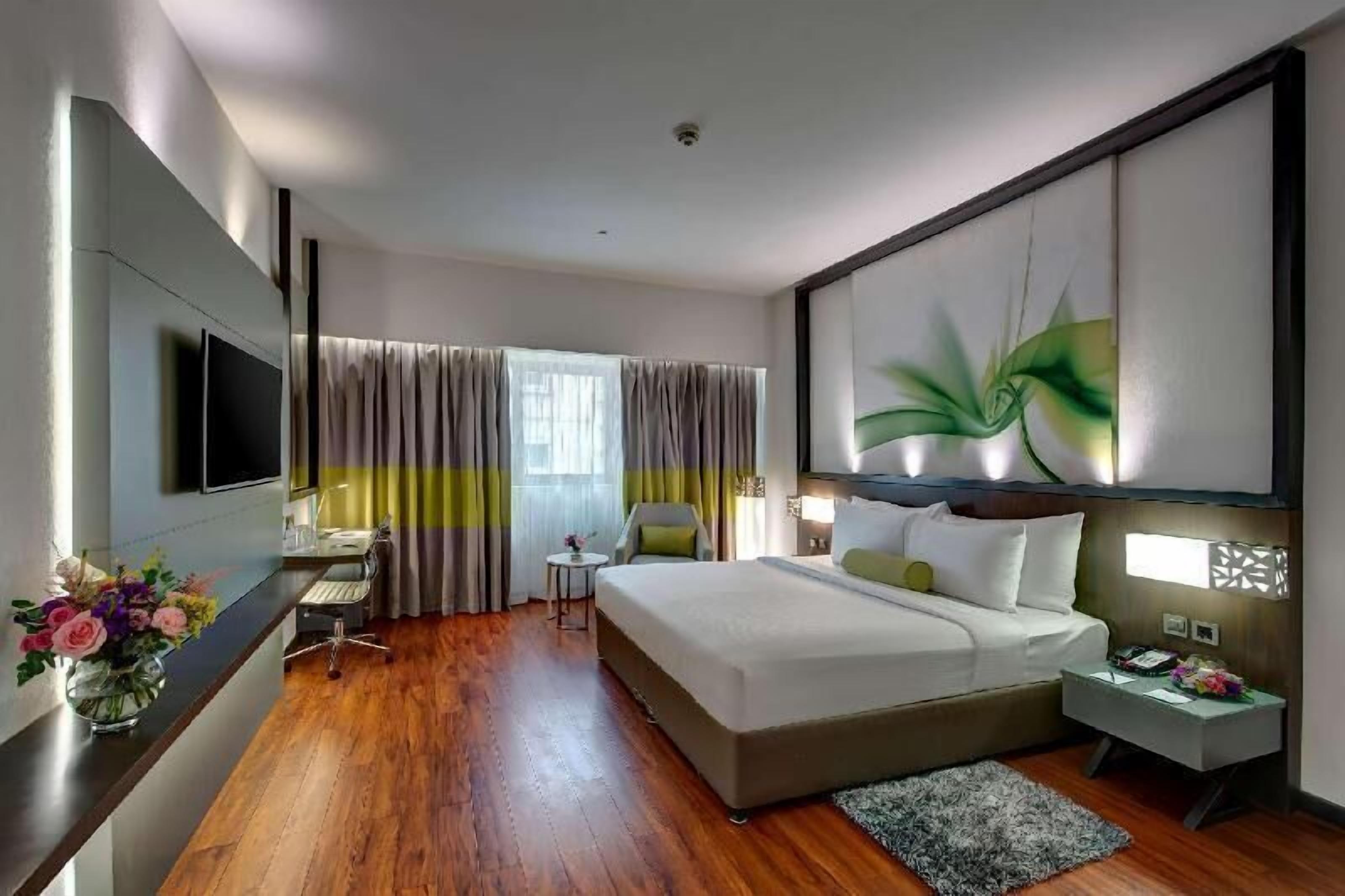 Egyptian cotton sheets, premium bedding, down comforters