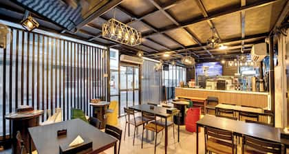 Howard Johnson Plaza By Wyndham Dubai Deira