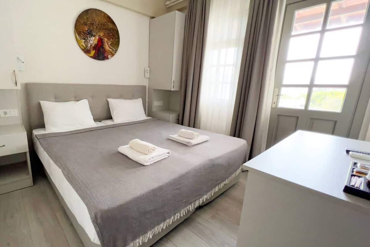 1 chambre, literie de qualité supérieure, décoration personnalisée