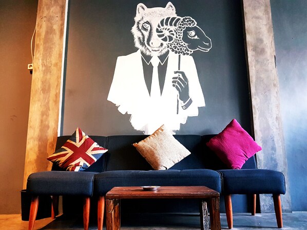 Área de estar no saguão