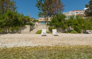 Property grounds - Amazing apartment in Dugi Rat with house sea view (Dugi Rat)