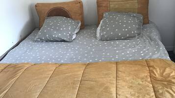 1 chambre, fer et planche Ă repasser, Wi-Fi