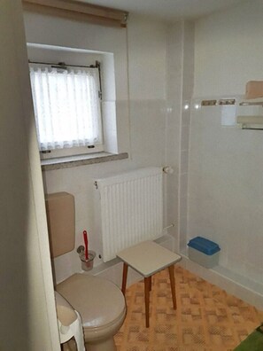 مناشف، ورق حمّام