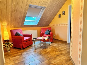 Interior - Cozy 2 pers. Vacation apartment "Sunflower" (Irmenach)