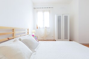 2 Schlafzimmer, Bügeleisen/Bügelbrett, kostenloses WLAN, Bettwäsche